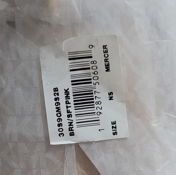 ⚠️LAST 1⚠️ Michael Kors Mercer Belted MD Satchel - Picture 6 of 10